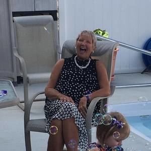 Meet your Posher, Beth